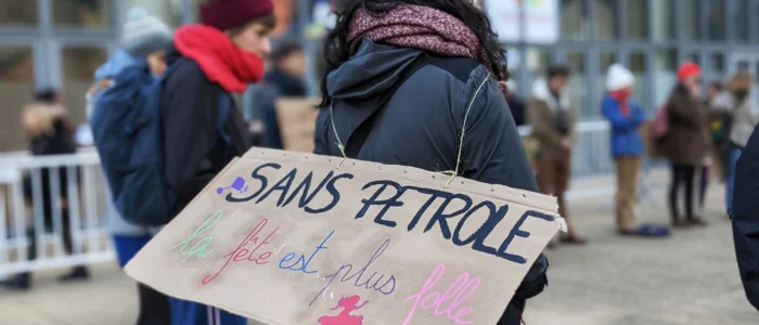 Désinvestissement Sans pétrole la fête est plus folle